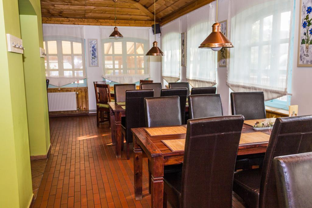 Bed and Breakfast Oetoesfogat Panzio Шіофок Екстер'єр фото