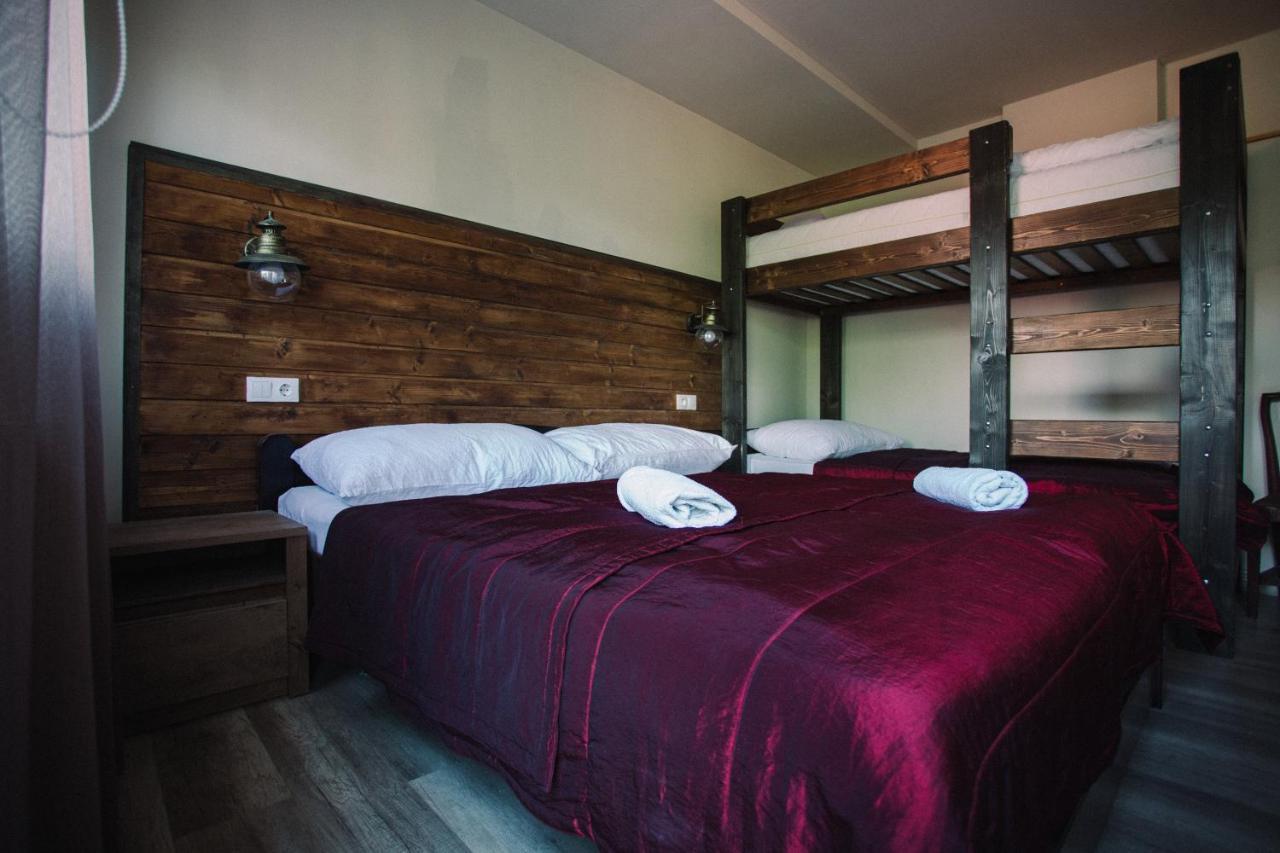 Bed and Breakfast Oetoesfogat Panzio Шіофок Екстер'єр фото